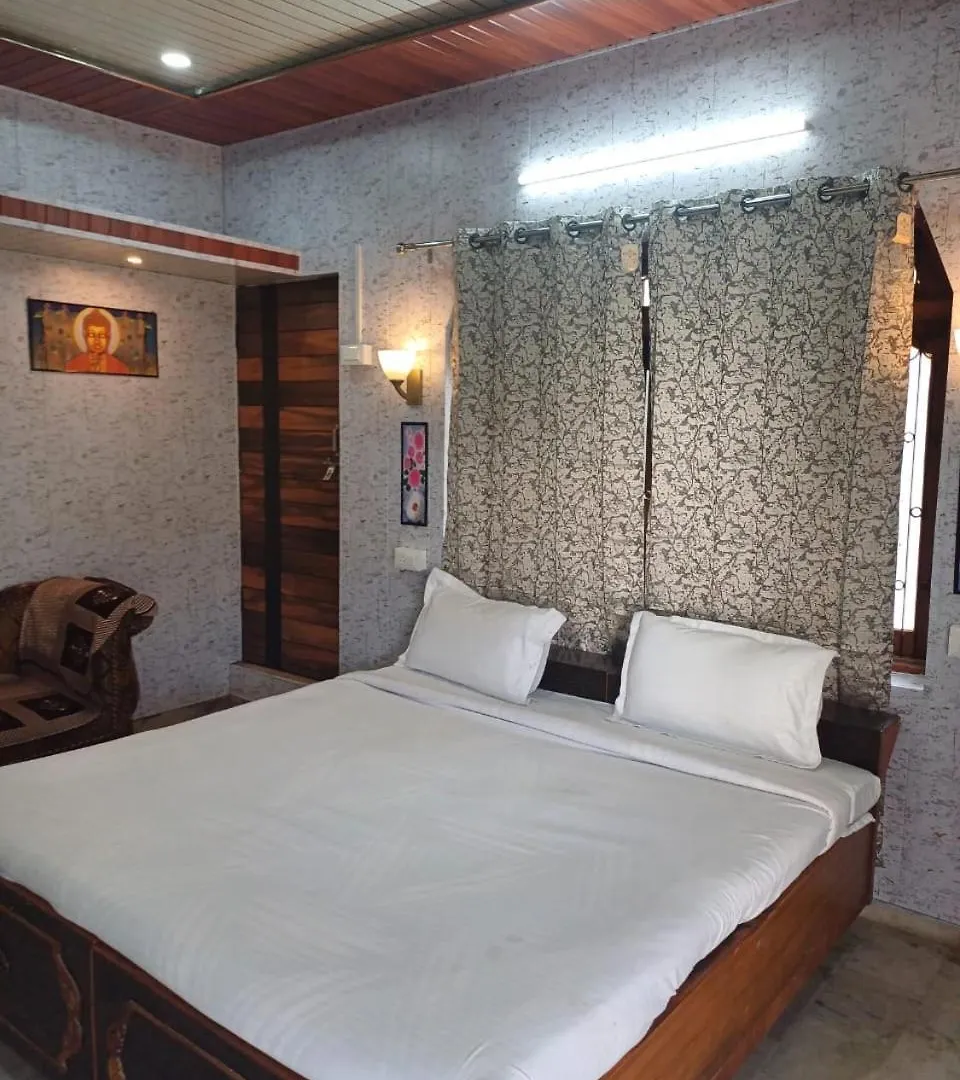 Baba Paying Guest House Varanasi